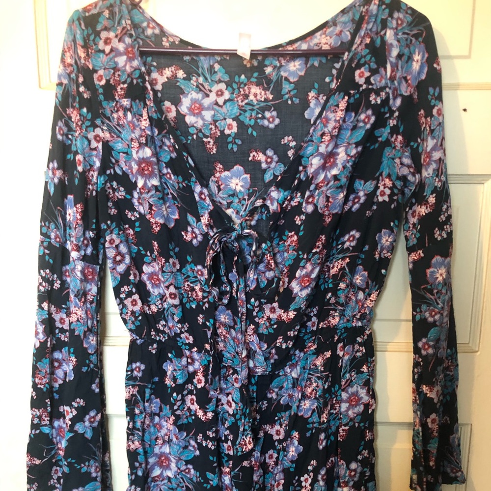 Xhilaration flirty romper